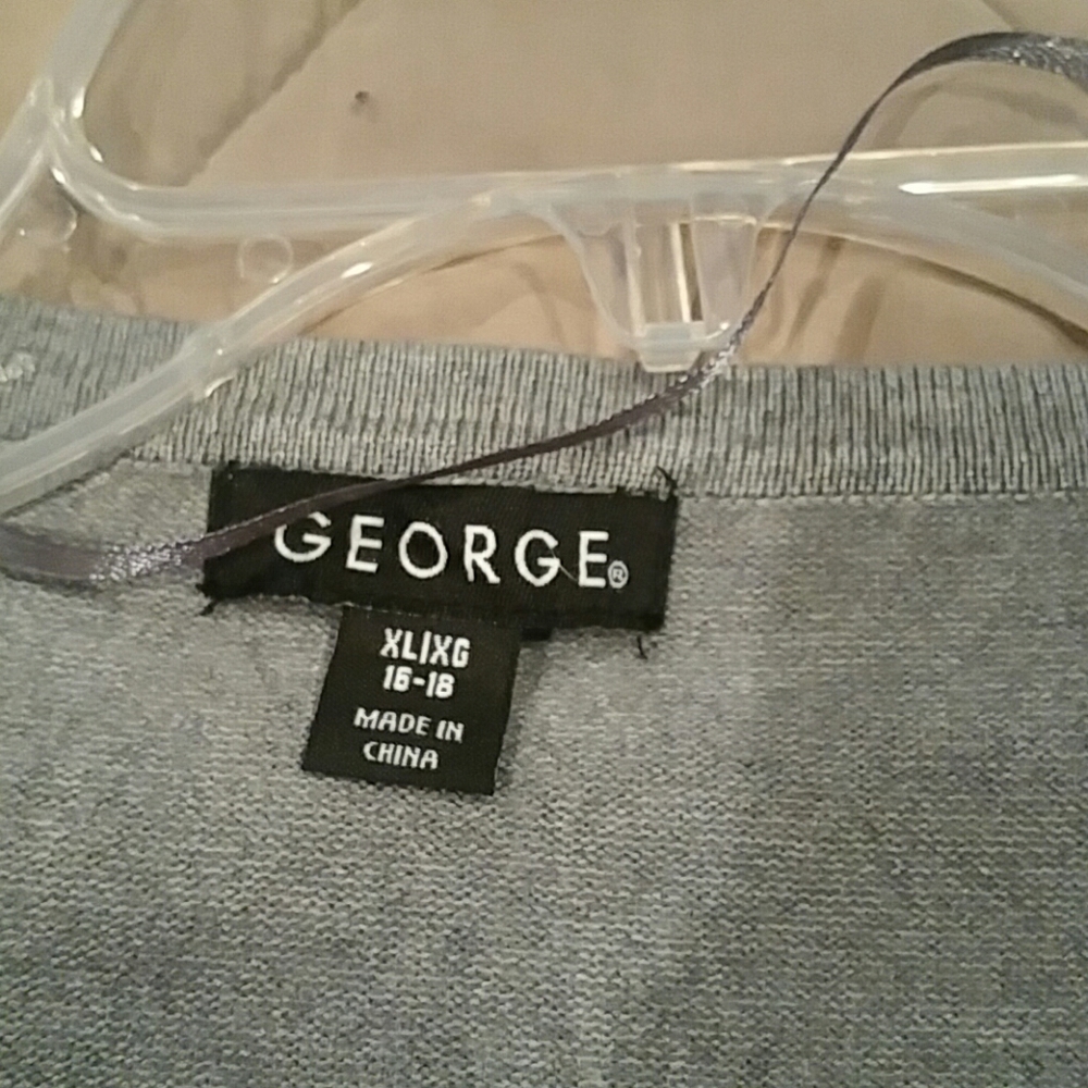 Sweater - Picture 3 of 5